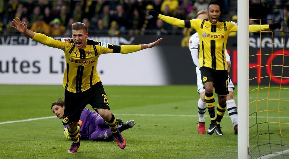 
                <strong>Lukasz Piszczek</strong><br>
                Lukasz Piszczek: Der Außenverteidiger schaltete sich häufig in die Offensivaktionen des BVB ein. Der Lohn: Piszczek erzielte nach einer Ecke per Kopf das 2:1. Hatte defensiv keine großen Probleme. ran-Note: 2.
              