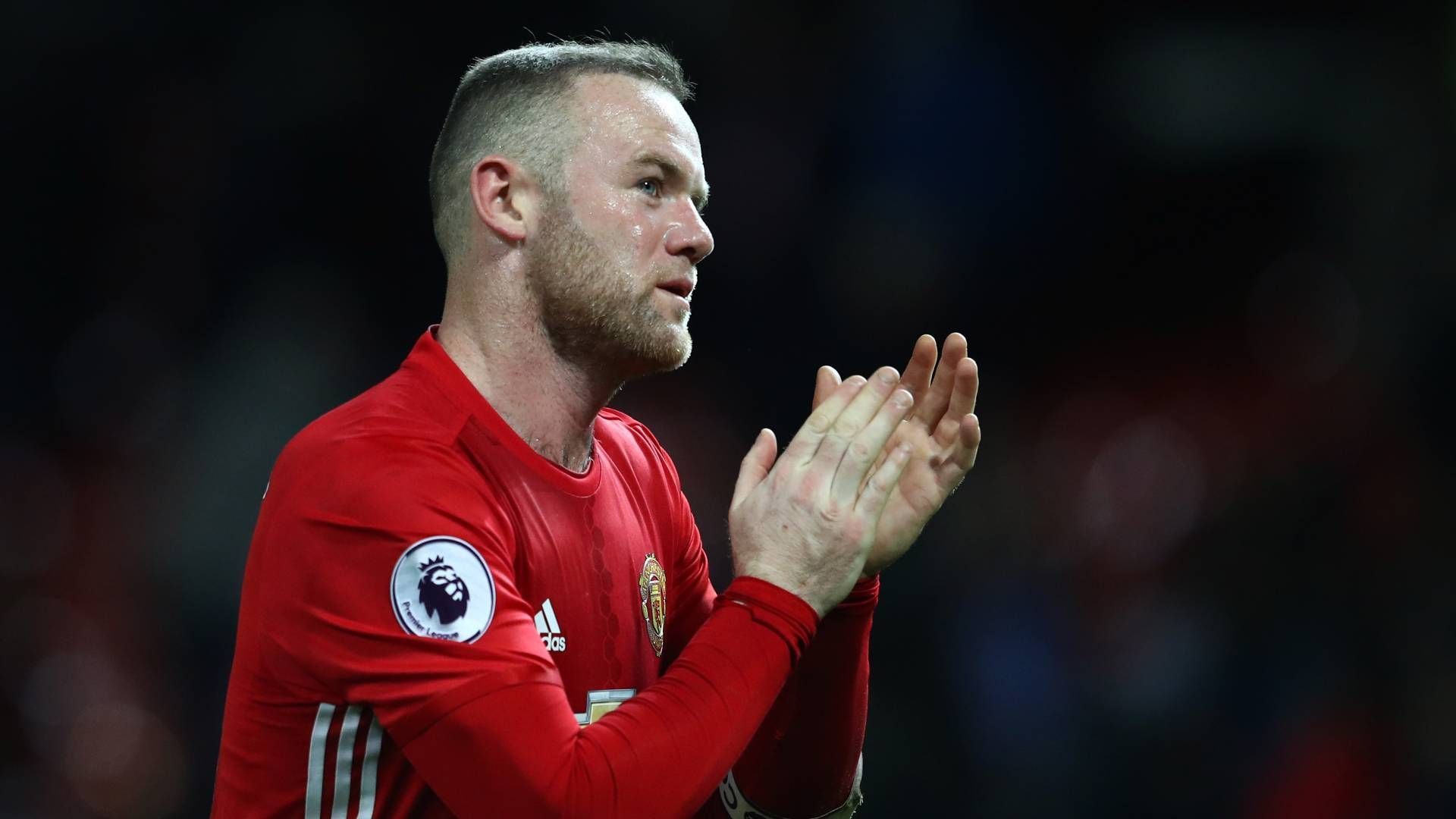 
                <strong>Manchester United: Wayne Rooney (253 Tore)</strong><br>
                Wayne Rooney ist eine absolute Legende von Manchester United, seine Zeit bei den Red Devils beendete er mit 253 Toren.
              