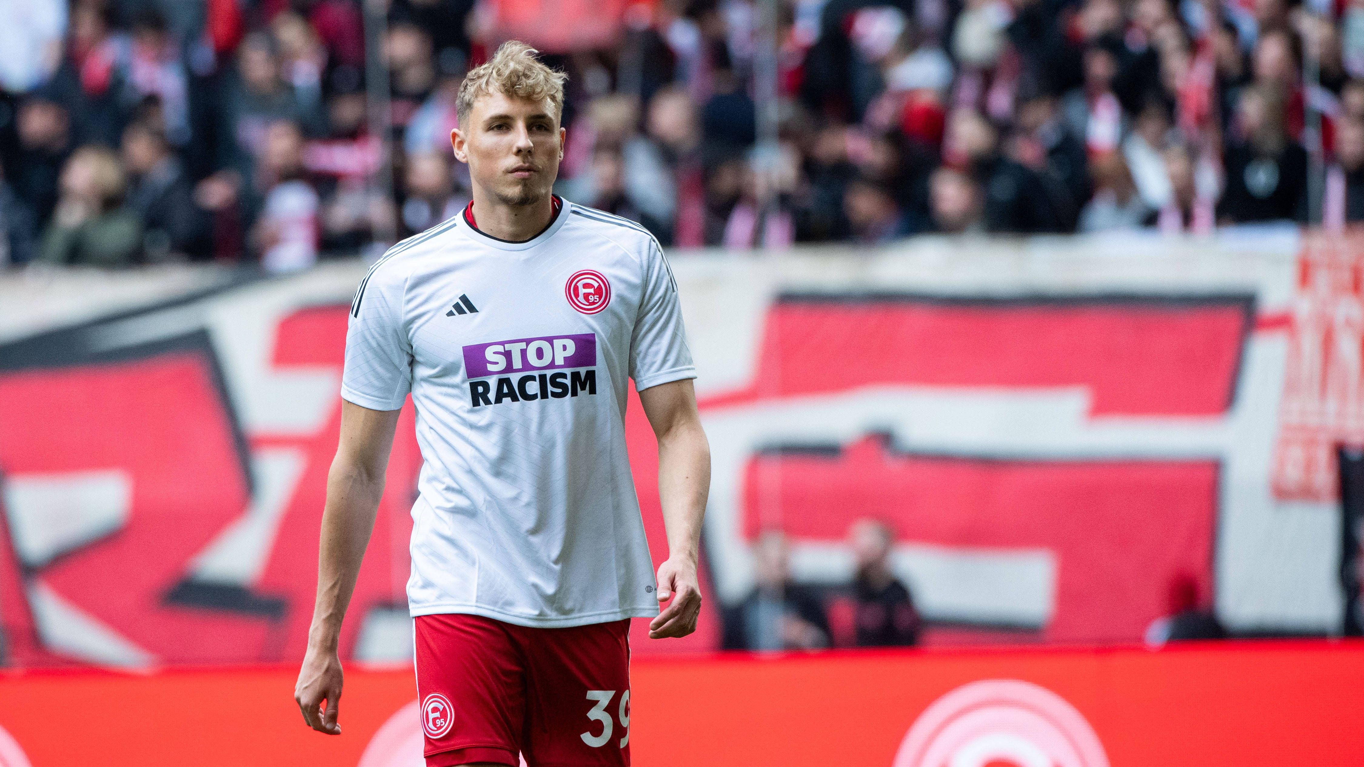 <strong>Jona Niemic (Fortuna Düsseldorf)</strong><br>Kommt in der 75. Minute für Klaus in die Partie. Lange Zeit unsichtbar, vergibt er in der 118. die Riesenchance zum 1:3. <strong><em>ran</em>-Note: 3</strong>