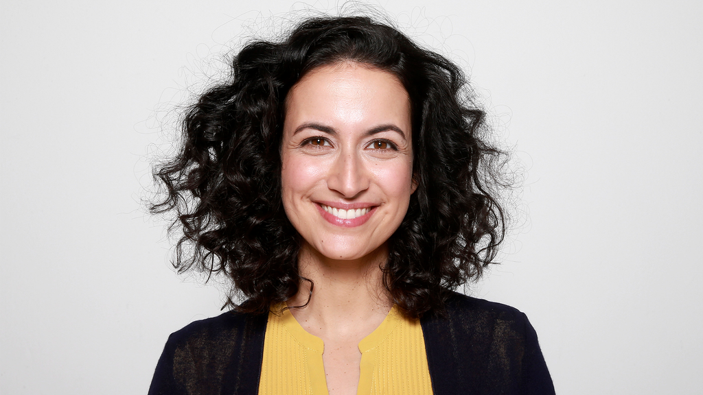 "In aller Freundschaft"-Star Sanam Afrashteh: Das ist über ihr Privatleben bekannt