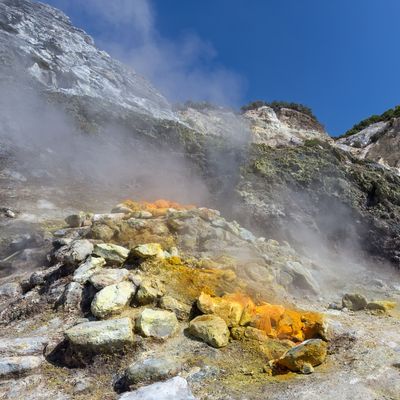 Die Phlegräischen Felder, auf Italienisch Campi Felgrei, sind der einzige Supervulkan Europas