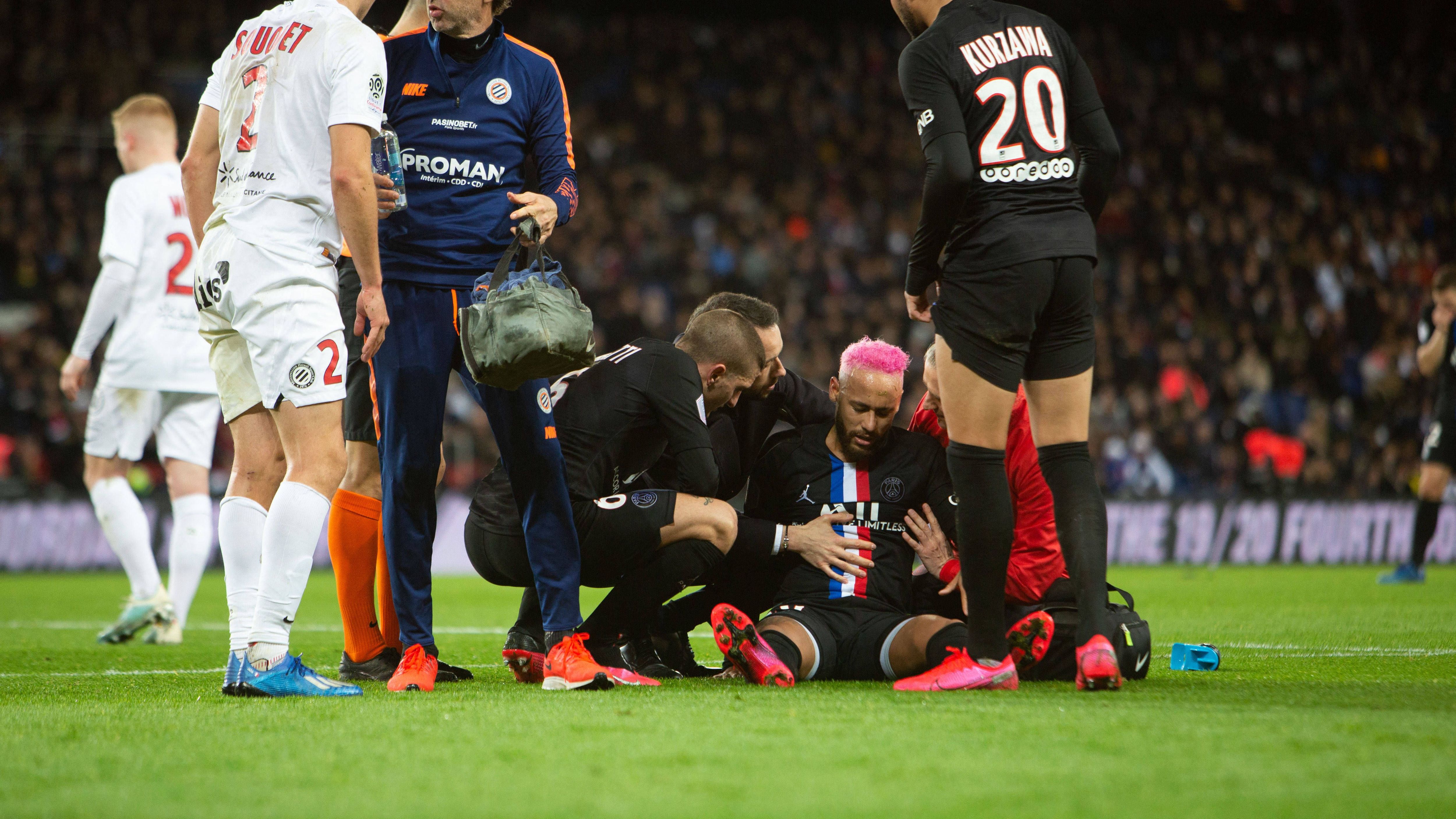 <strong>Rippenprellung im Februar 2020</strong><br>Im Februar 2020 erlitt Neymar in der Ligue 1 eine Rippenprellung, die ihm anschließend eine zweiwöchige Zwangspause einbrockte. Dadurch versäumte er vier Pflichtspiele seines Klubs.&nbsp;