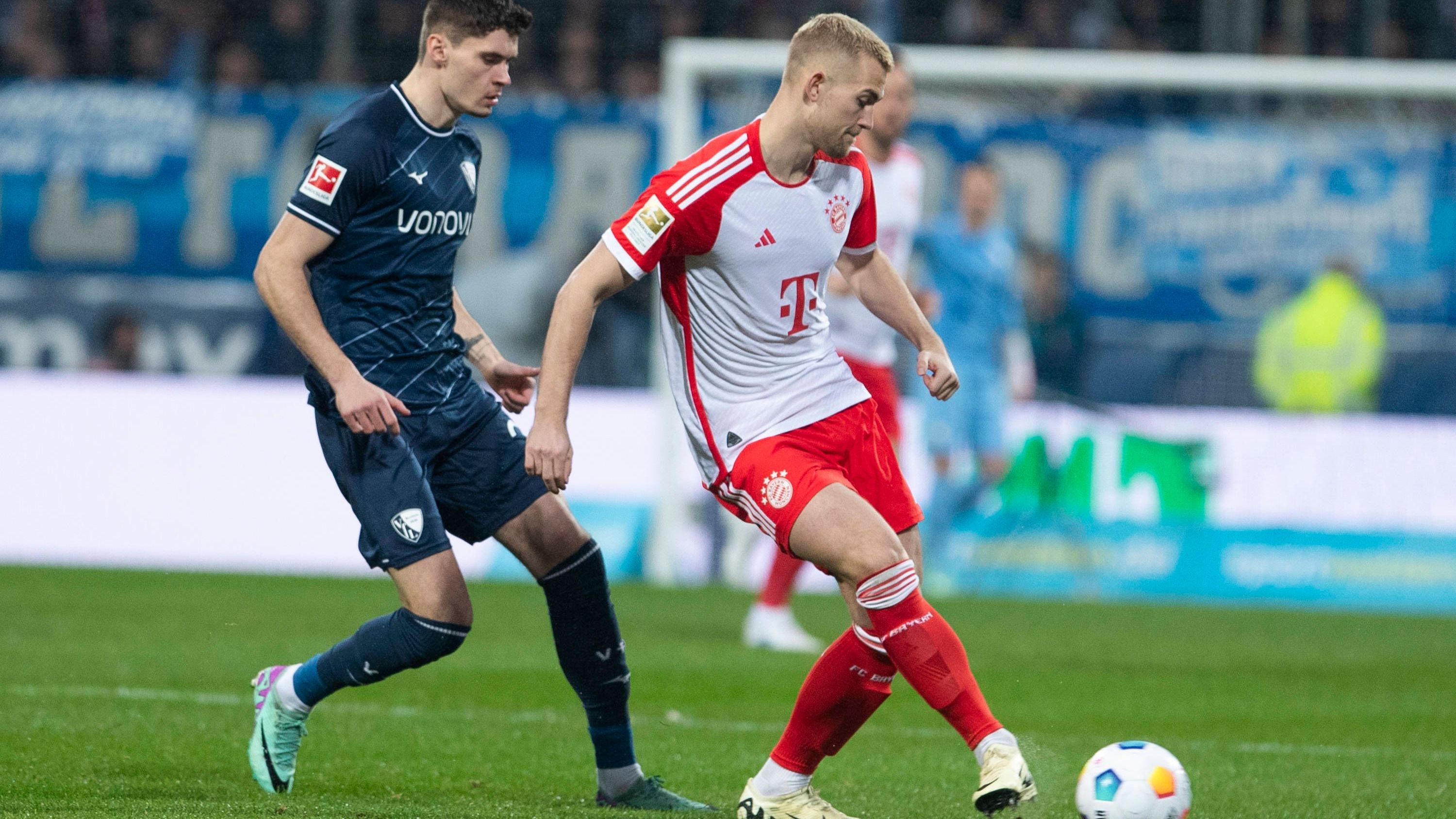 <strong>Matthijs de Ligt</strong><br>Anfangs mit einer ordentlichen Vorstellung, dann aber auch fehlerhaft. Geht beim 1:1 nicht konsequent genug zum Gegner, beim 1:2 zu zögerlich zum Kopfball. Auch sonst streckenweise ein Unsicherheitsfaktor. <strong><em>ran</em>-Note: 5</strong>