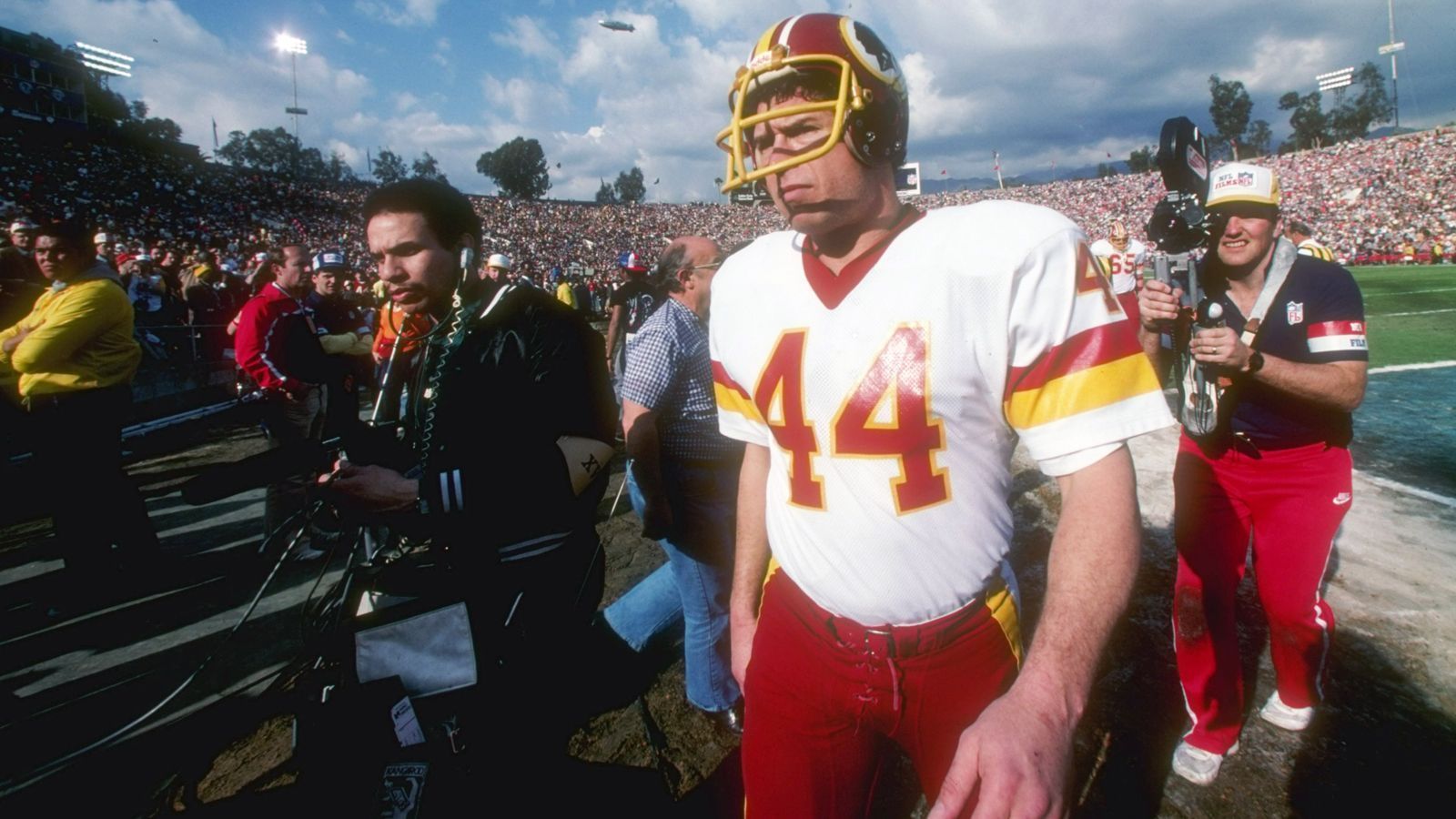 <strong>Super Bowl XVII</strong><br>
                Washington Redskins&nbsp;-&nbsp;Miami Dolphins 27:17 (30. Januar 1983)<br>Stadion:&nbsp;Rose Bowl (Pasadena)
