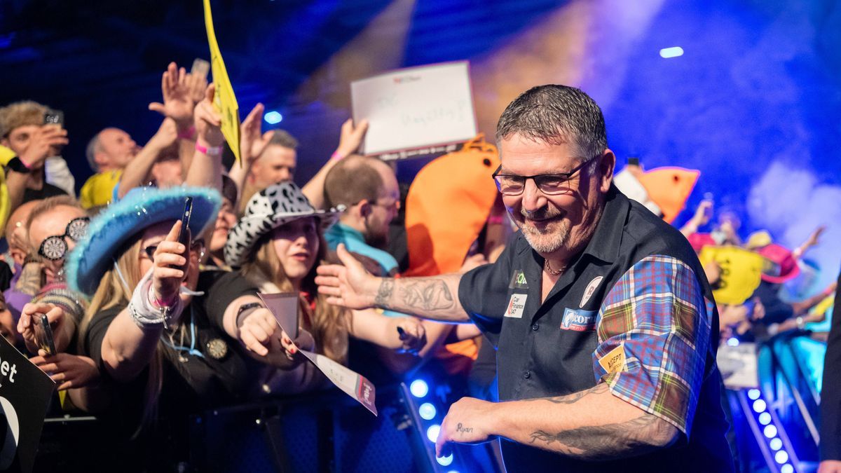 Gary Anderson (Schottland) Finale, Gary Anderson (Schottland) vs. Ross Smith (ENG) PDC European Darts Grand Prix 2024 Sindelfingen Glaspalast, GER, 21.04.2024, PDC European Darts Grand Prix 2024 Si...