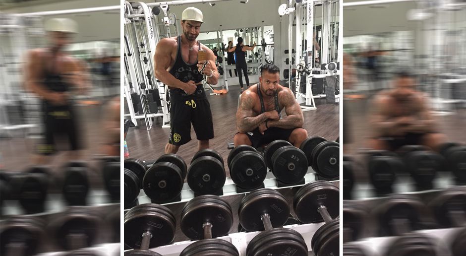 
                <strong>Tim Wiese zeigt seine Muskeln</strong><br>
                Tim Wiese glaubt offenbar weiterhin an eine Wrestling-Karriere. Sein Trainer Murat Demir veröffentlichte auf Facebook dieses Muskel-Foto mit den Worten: "Die Definition bei Tim geht weiter, bald präsentieren wir die beste Form seitdem Tim sich dem Bodybuilding gewidmet hat." Man darf also weiter gespannt sein.
              