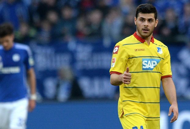 
                <strong>Kevin Volland (TSG 1899 Hoffenheim)</strong><br>
                Mit Kevin Volland soll der BVB angeblich einen weiteren Angreifer im Auge haben. Auch in der U21 präsentierte sich der 22-Jährige absolut stark. Volland wäre ein guter Ersatz für Ramos und Immobile, dementierte zuletzt aber Wechselgerüchte. (Quelle: goal.com)
              