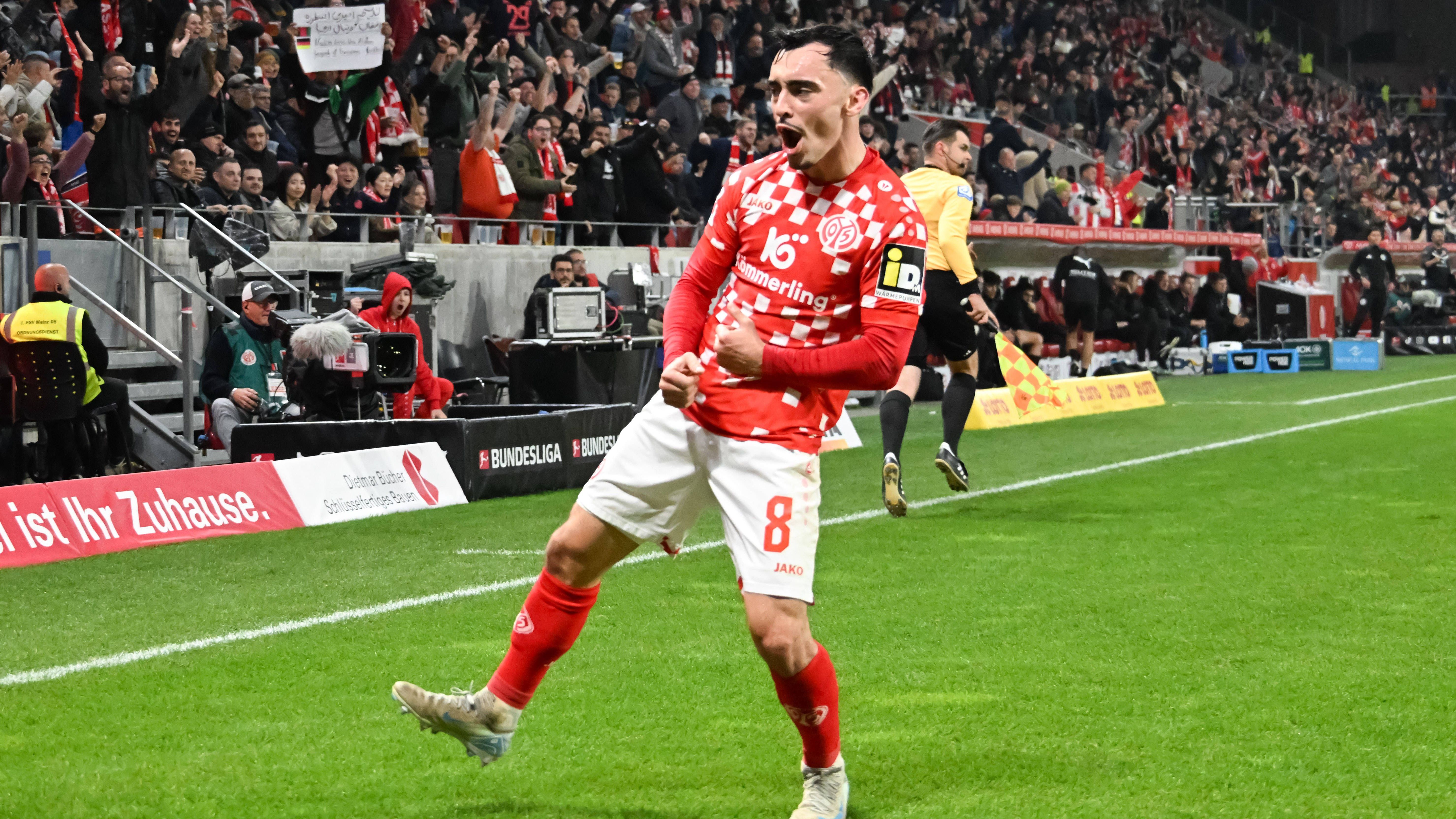 <strong>Paul Nebel (FSV Mainz 05)</strong><br>So wirklich dürfte niemand Paul Nebel auf dem Zettel gehabt haben. Dafür &nbsp;war seine Leih-Saison beim KSC zu durchschnittlich. In Mainz drehte Nebel aber gerade gegen Ende der Hinrunde so richtig auf. Er erzielte in den letzten drei Spielen vier Treffer und kommt insgesamt auf fünf Bundesligatore und zwei Assists in acht Einsätzen. Vom deutschen U21-Nationalspieler könnte in 2025 noch viel mehr kommen.