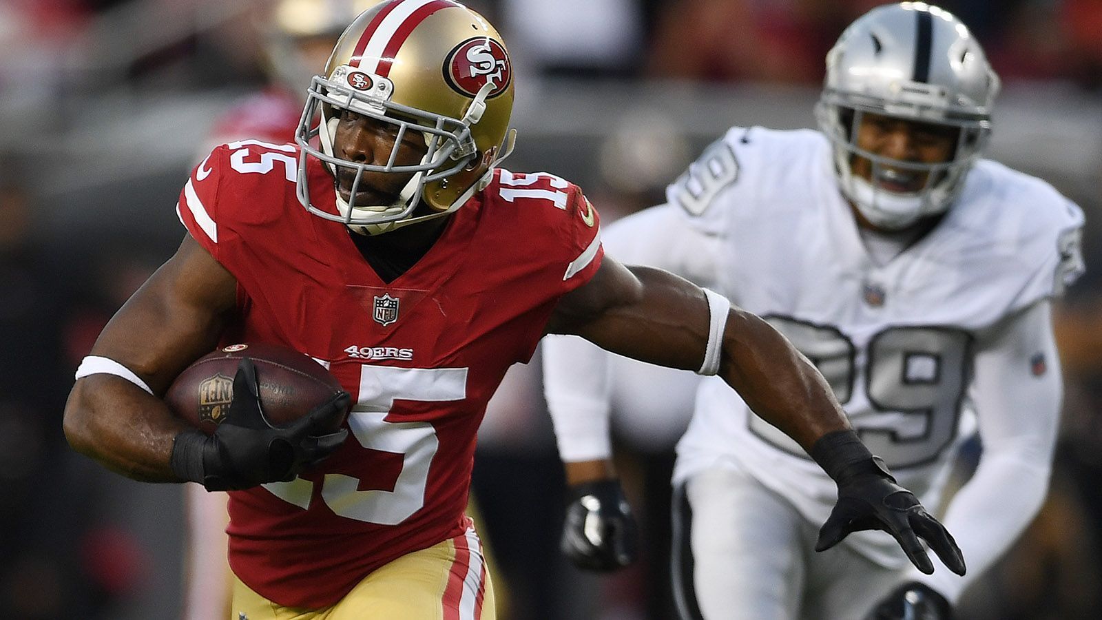 
                <strong>Pierre Garcon (San Francisco 49ers)</strong><br>
                Pierre Garcon verletzte sich schon in Woche 9 gegen die Raiders am Knie. Der erfahrene Receiver musste sich einer Operation unterziehen. Die 49ers setzten ihn deshalb auf die Injured Reserved List, was gleichbedeutend mit dem Saisonaus für Garcon ist. Der 32-Jährige beendete somit auch die zweite Saison in San Francisco nicht verletzungsfrei.
              