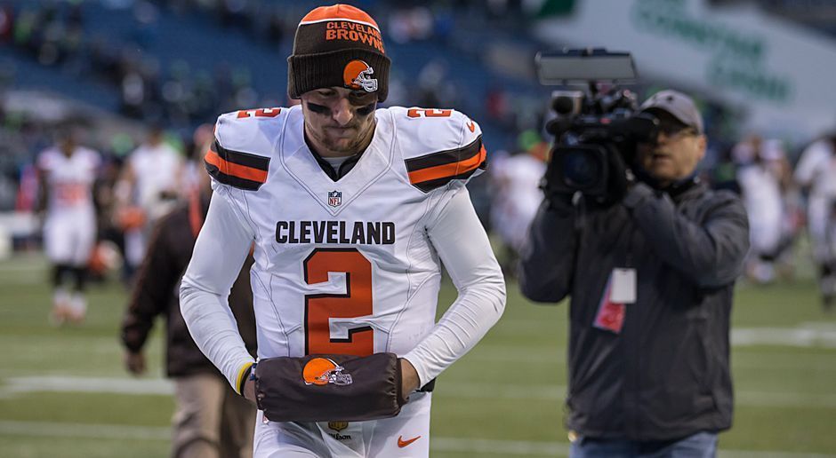 
                <strong>Browns-Kapitel endet</strong><br>
                Im Februar ließ Manziels langjähriger Berater Erik Burkhardt seinen Klienten fallen. Am 11. März war schließlich Schluss bei den Browns. Cleveland entließ Manziel und nahm dafür auch Dead Cap in Höhe von über zwei Millionen Dollar in Kauf.
              