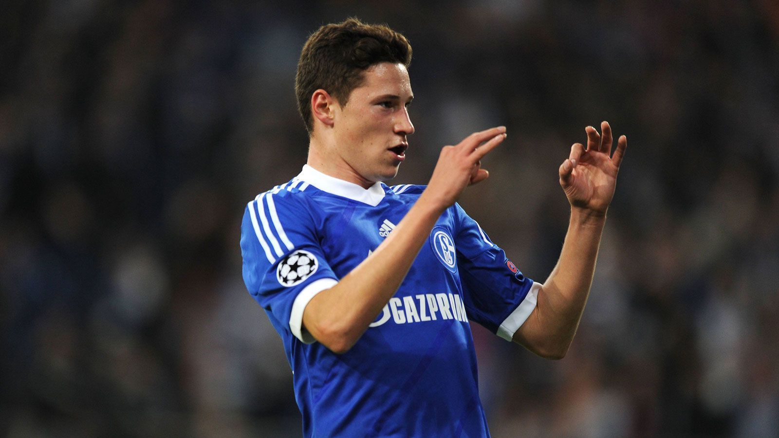 
                <strong>Platz 4: Julian Draxler</strong><br>
                Alter: 19 Jahre und 13 TageDamaliger Verein: FC Schalke 04Gegner und Endergebnis: 2:2 gegen Montpellier HSC (12/13)
              