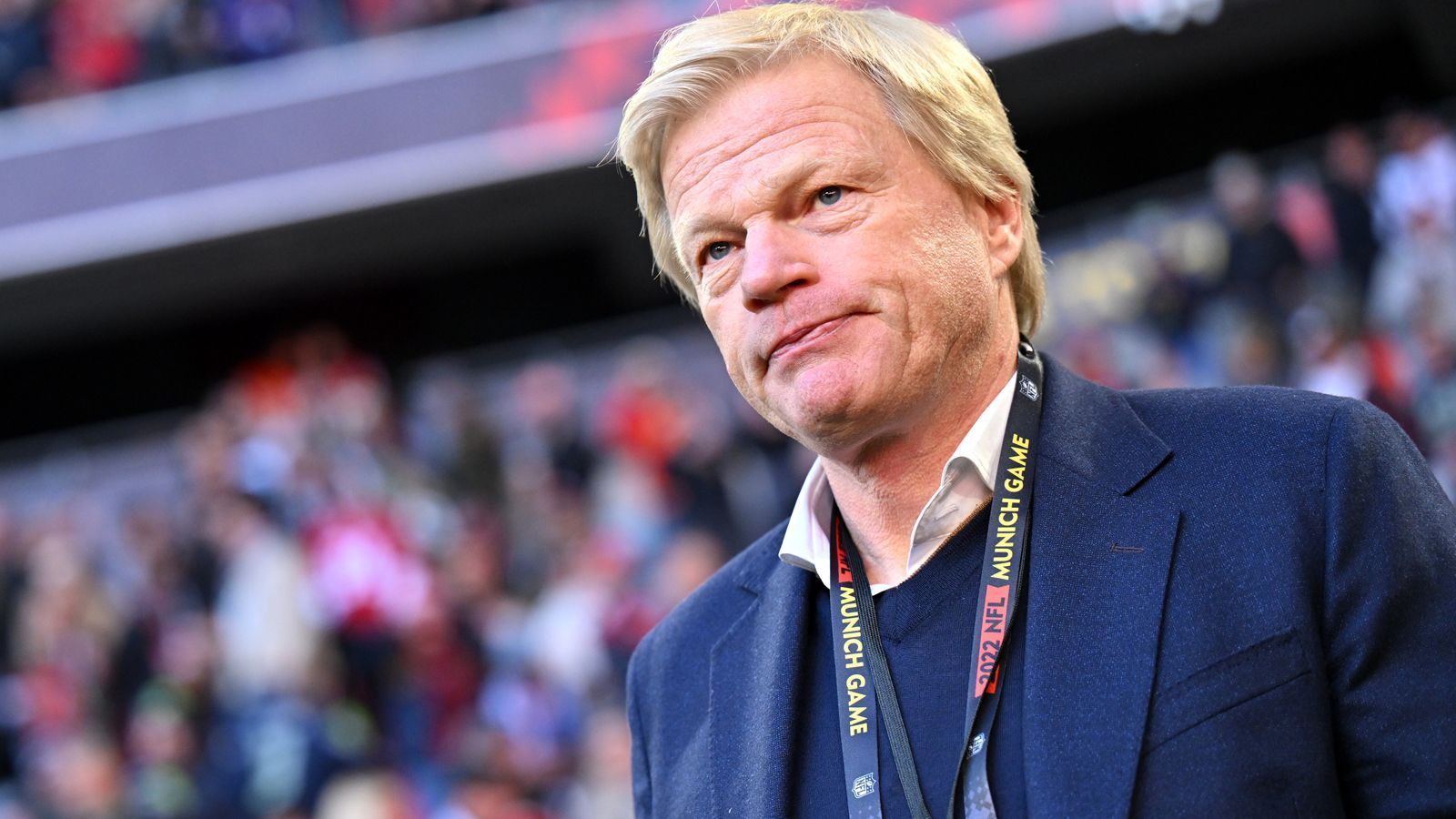 
                <strong>Oliver Kahn</strong><br>
                Bayern-Boss Oliver Kahn darf auch nicht fehlen.
              