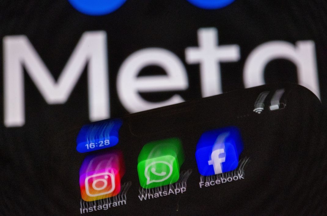 Mit Instagram, WhatsApp und Facebook stammen gleich drei populäre Social-Apps aus dem Hause Meta. (Symbolbild)