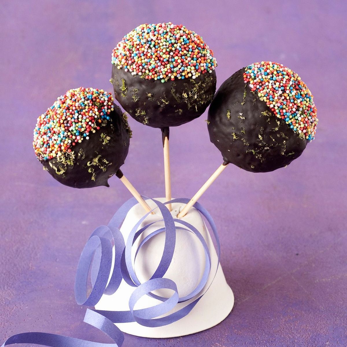 Enie backt: Rezept-Bild Cake Pops mit Schokolade	