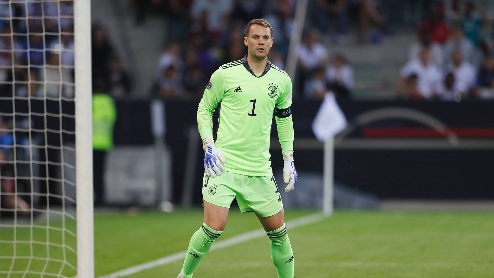 
                <strong>Manuel Neuer (FC Bayern München)</strong><br>
                &#x2022; Position: Tor<br>&#x2022; A-Länderspiele: 113<br>&#x2022; Bisherige WM-Teilnahmen: 3 (2010, 2014, 2018)<br>
              