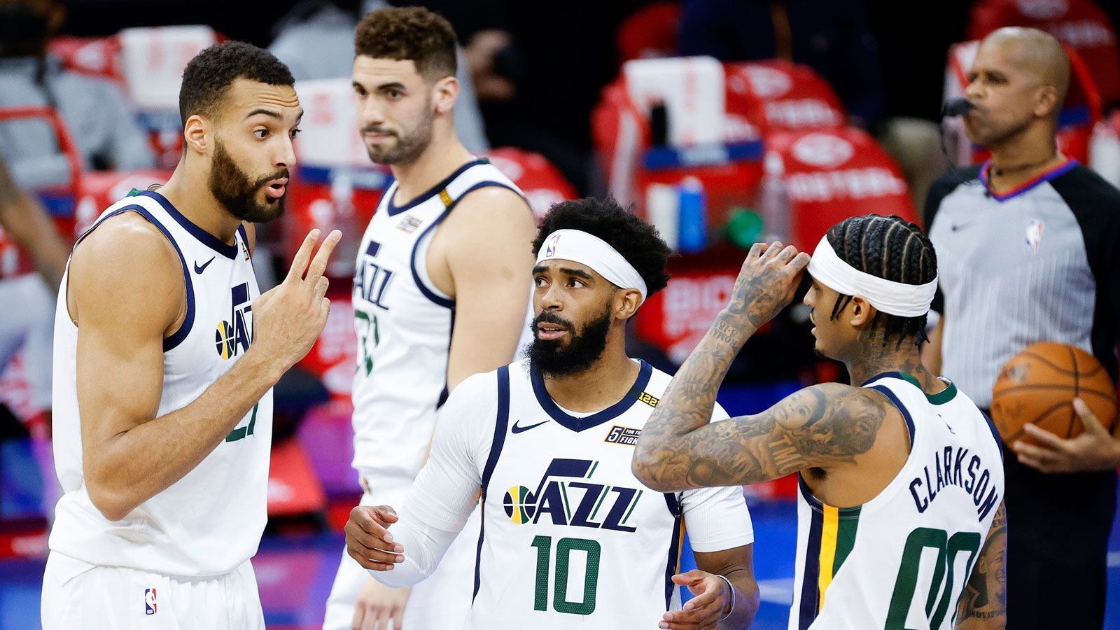 
                <strong>Western Conference - 1. Rang: Utah Jazz</strong><br>
                &#x2022; Bilanz: 50 Siege, 20 Niederlagen<br>
              