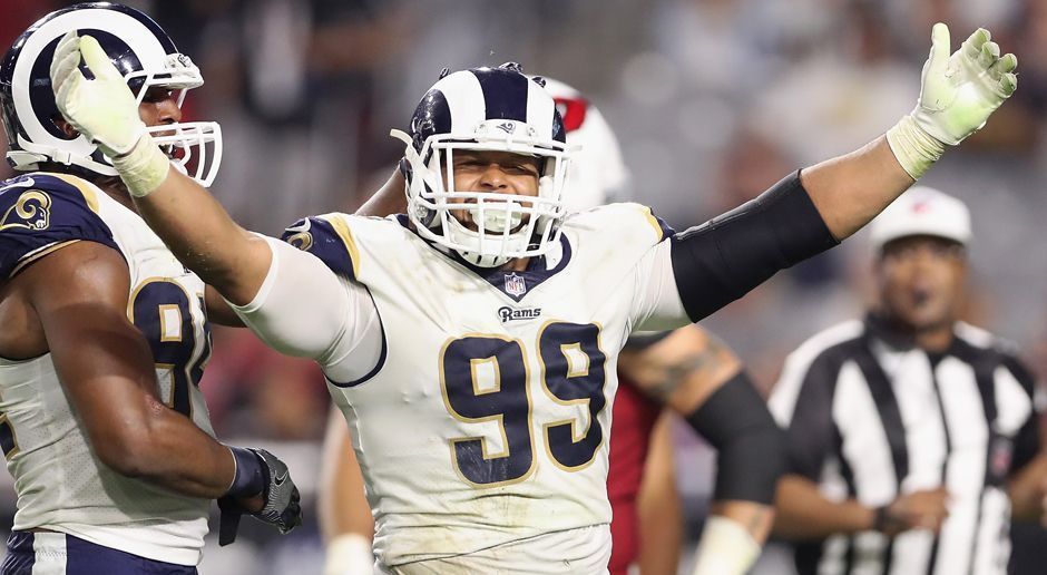 
                <strong>Defensive Player Of The Year</strong><br>
                Aaron Donald (Los Angeles Rams)
              