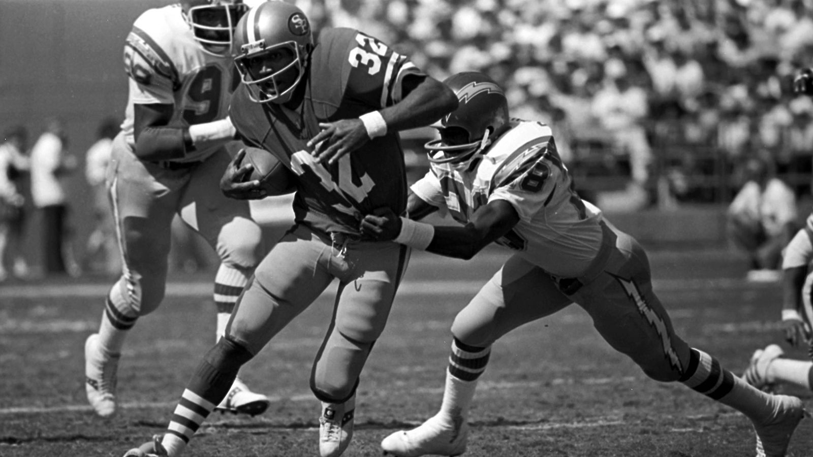 <strong>O.J. Simpson: Die vielschichtige Karriere in Bildern<br></strong>Für die San Francisco 49ers lief er in den letzten beiden Jahren seiner Karriere auf und kumulierte in dieser Zeit knapp 1.000 Rushing Yards.&nbsp;&nbsp;