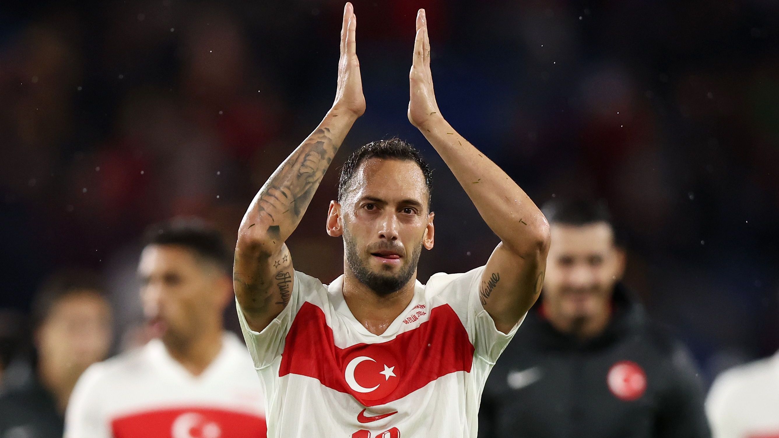 <strong>Platz 17: Türkei</strong><br>Marktwert des gesamten Teams: 327,3 Millionen Euro<br>Wertvollste Spieler: Hakan Calhanoglu und Arda Güler (45 Millionen Euro/Inter Mailand bzw. Real Madrid)