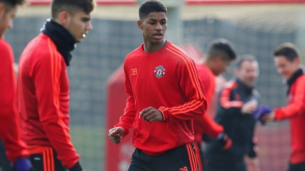 
                <strong>Marcus Rashford</strong><br>
                Seinen Torinstinkt konnte der Stürmer bereits in der letzten Saison für Uniteds U18 unter Beweis stellen. Hier schoss er sich mit 13 Treffern an die Spitze der internen Torschützenliste. 
              