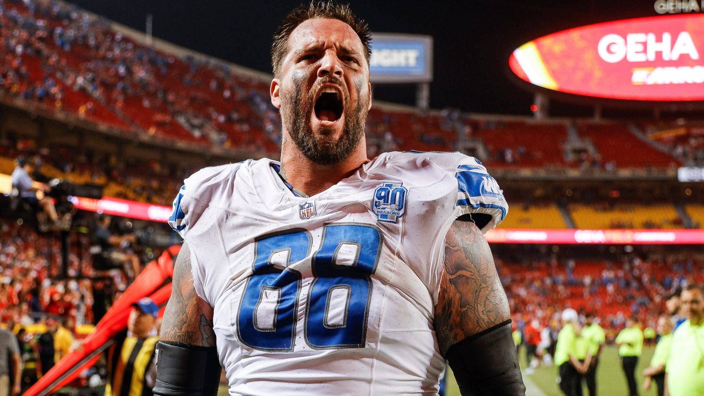 <strong>Taylor Decker (Detroit Lions)</strong><br>Zahltag für Taylor Decker! Der Offensive Tackle unterschreibt bei den Detroit Lions eine Vertragsverlängerung über drei Jahre und 60 Millionen US-Dollar. Wie "NFL.com" berichtet, sind 31,81 Millionen US-Dollar davon garantiert. Der 30-Jährige wurde 2016 mit Pick 16 in der ersten Runde im Draft verpflichtet. Ursprünglich ging Decker 2024 in sein letztes Vertragsjahr und hätte dabei 13,7 Millionen US-Dollar verdient.