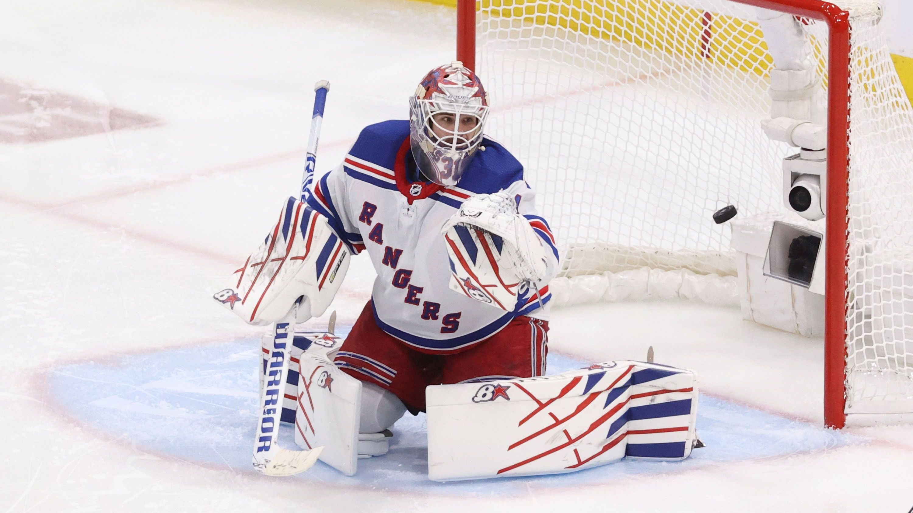 <strong>New York Rangers (NHL - Eishockey)</strong><br>Seit 1927 gibt es die New York Rangers, die ursprünglich New York Giants heißen sollten. Letztendlich trug die New Yorker Presse dazu bei, dass es nicht die "Giants" wurden. Dementsprechend gibt es den Namen des Eishockeyteams schon länger als den des Baseballteams aus Texas.