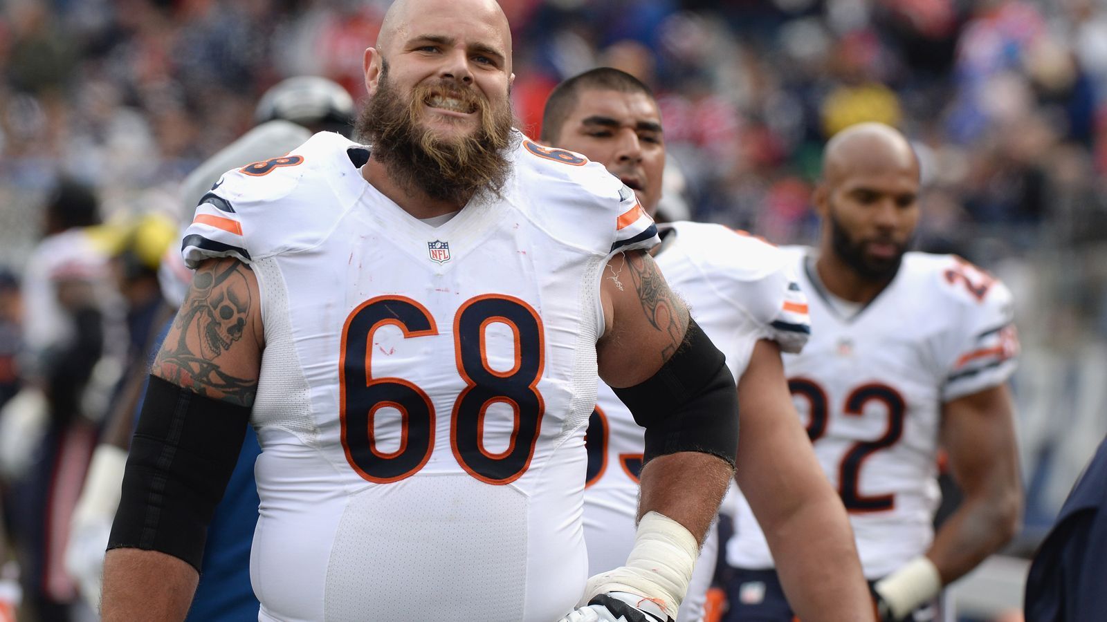 
                <strong>Matt Slauson (Rücktritt mit 32 Jahren)</strong><br>
                Offensive Guard für die New York Jets, Chicago Bears, San Diego Chargers und Indianapolis Colts10 Jahre in der NFL (116 Einsätze)
              