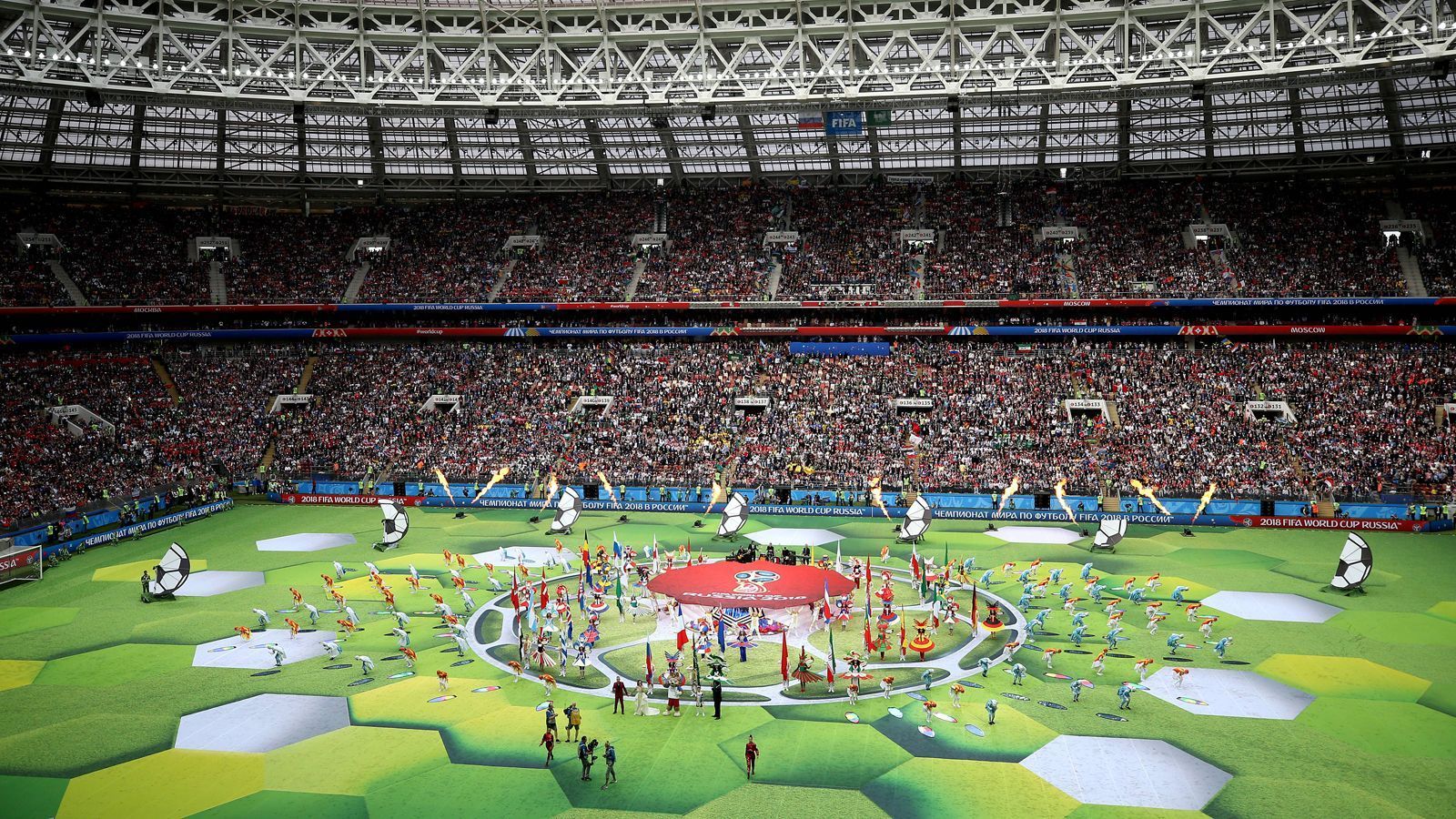 
                <strong>WM 2018: So lief die Eröffnungsfeier</strong><br>
                Der restliche Verlauf der Eröffnungsfeier zur 21. Fußball-Weltmeisterschaft geriet dabei fast zur Nebensache.
              