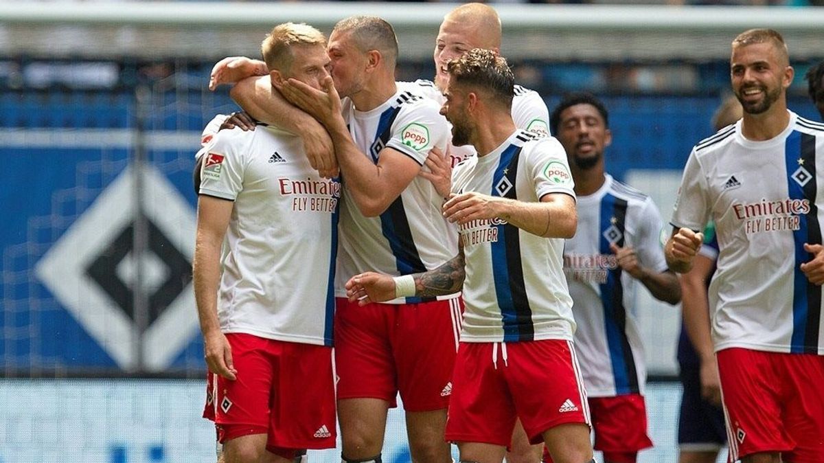 Kantersieg: Der Hamburger SV bezwingt Aue 4:0