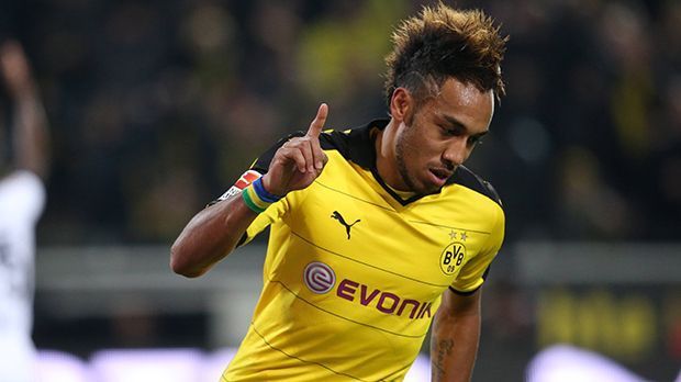 
                <strong>Pierre-Emerick Aubameyang</strong><br>
                Sturm: Pierre-Emerick Aubameyang. Trotz einer eher mäßigen ersten Halbzeit, in der der Gabuner nach einem Traumpass von Mkhitaryan das Tor nicht traf, kam er in der zweiten Halbzeit zu seinem Treffer. Das wichtige Führungstor entstand nach einem Abpraller, statt nach einem herausgespieltem Angriff - aber das dürfte Aubameyang egal sein. Er stand richtig. ran-Note: 2-
              