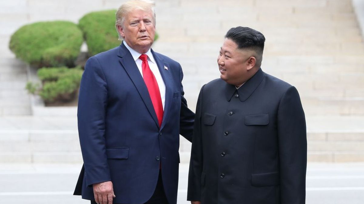 Nordkoreas Machthaber Kim Jong Un bei einer Rede in Pjöngjang – er signalisiert Gesprächsbereitschaft gegenüber den USA, schließt aber Abrüstung aus.