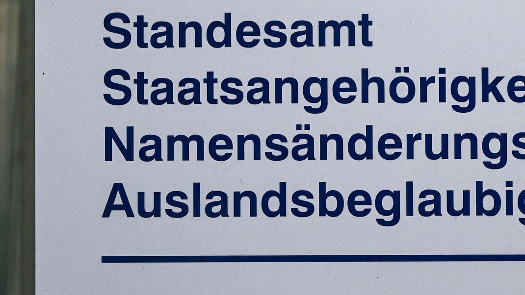 Geschlechtseintrag und Vorname bequem bei den Standesämtern ändern lassen