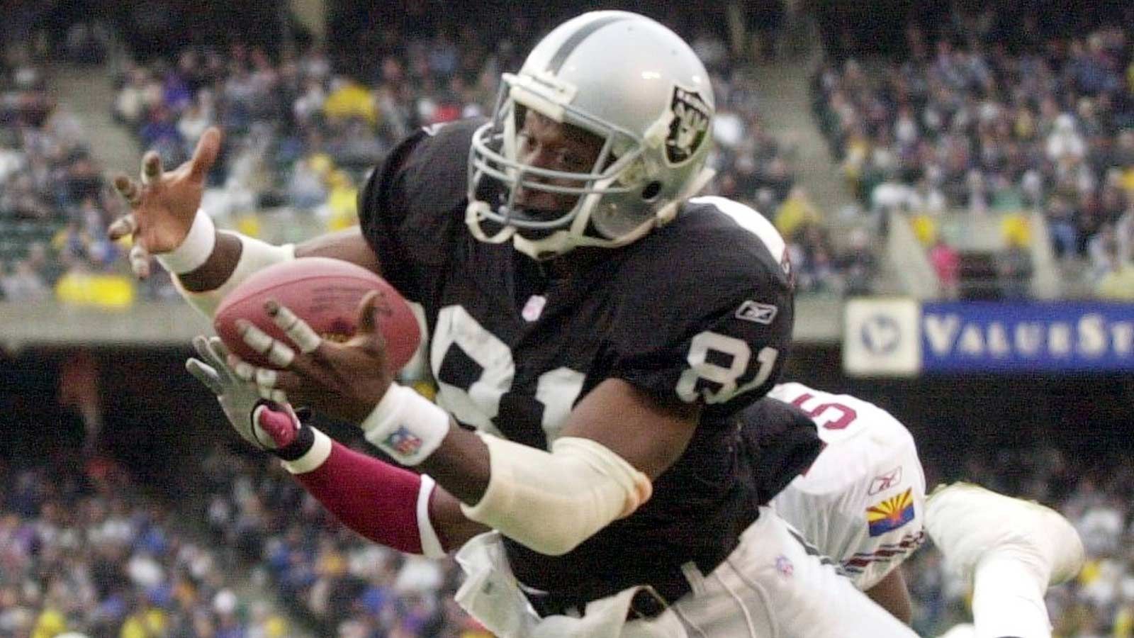 
                <strong>Las Vegas Raiders – Tim Brown</strong><br>
                &#x2022; 14.734 Receiving Yards<br>&#x2022; von 1988 bis 2003<br>* Für die damaligen Los Angeles und Oakland Raiders.
              