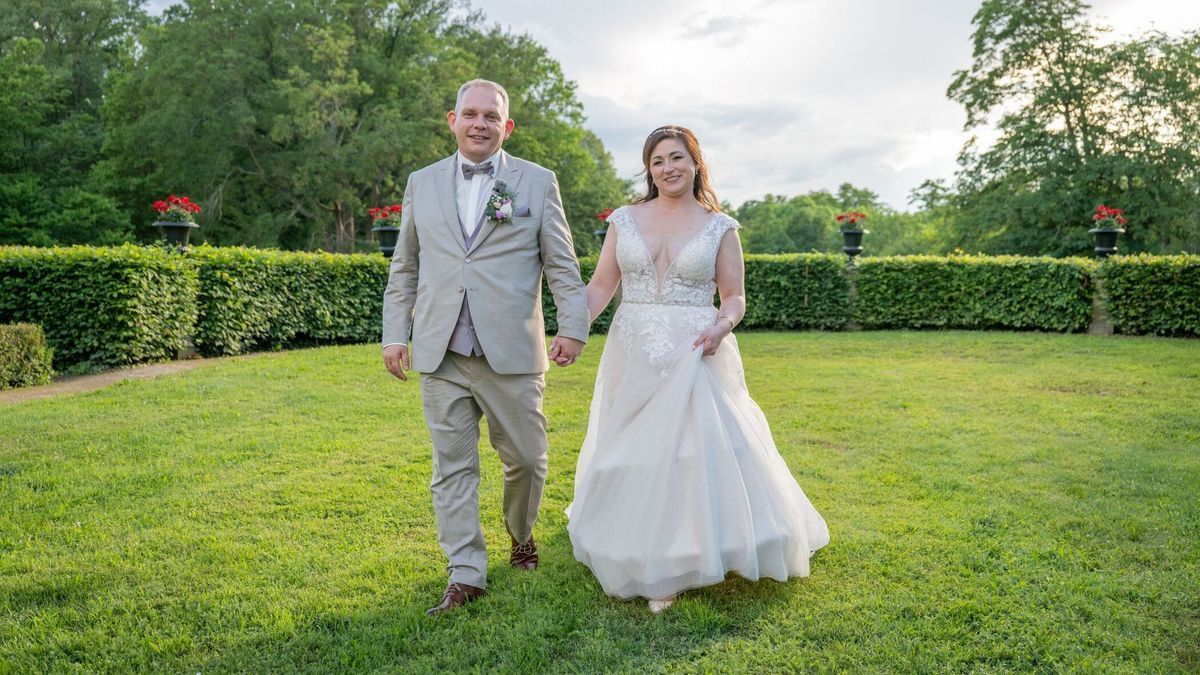 Hand in Hand durchs Eheleben? Martins und Jennys Beziehung steht erneut auf dem Prüfstand.