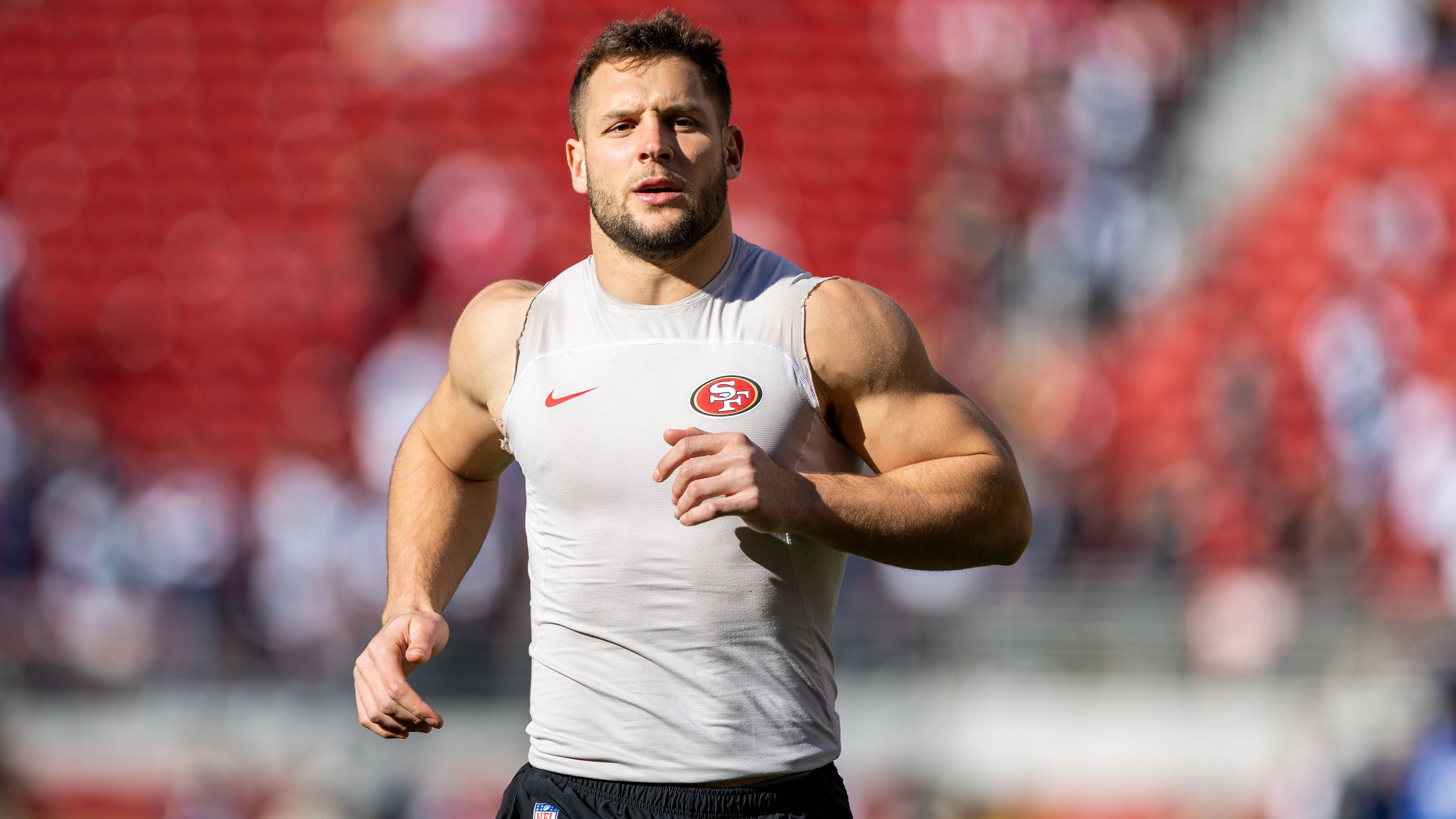 <strong>Die meisten Sacks (Regular Season)<br></strong>1. Platz: Nick Bosa, Defensive End, 49ers - Quote von +550<br>2. Platz: Myles Garrett, Defensive End, Browns- Quote von +650<br>3. Platz: Micah Parsons, Outside Linebacker, Cowboys - Quote von +750