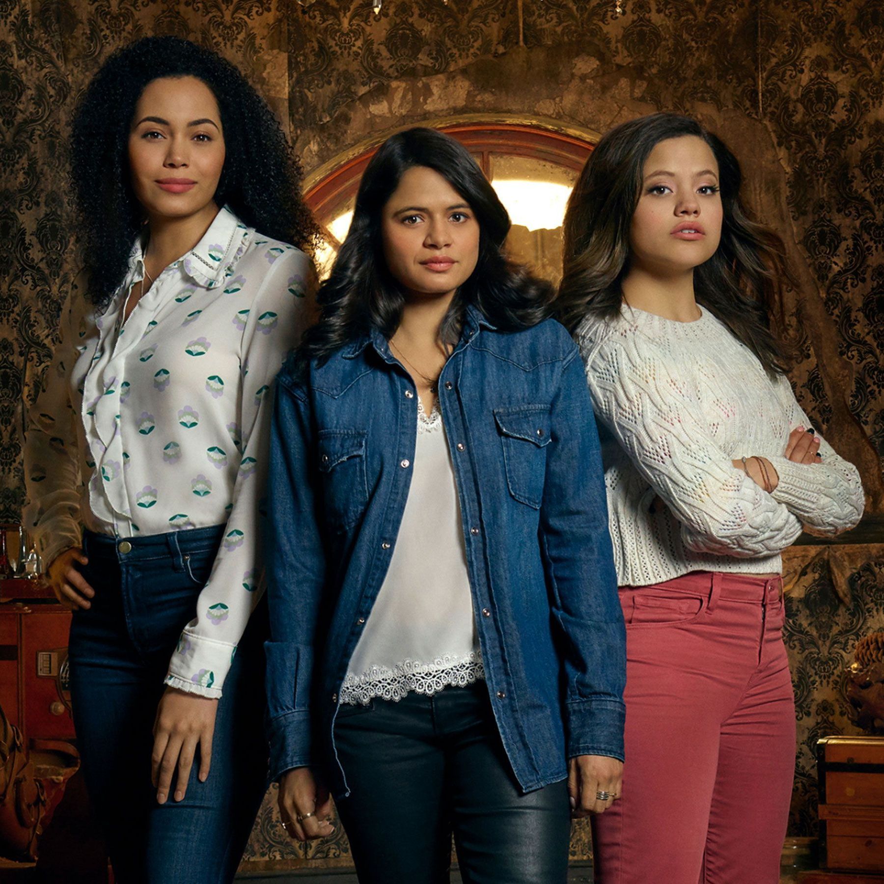 Madeleine Mantock, Melonie Diaz, Sarah Jeffery in der Neuauflage von "Charmed".