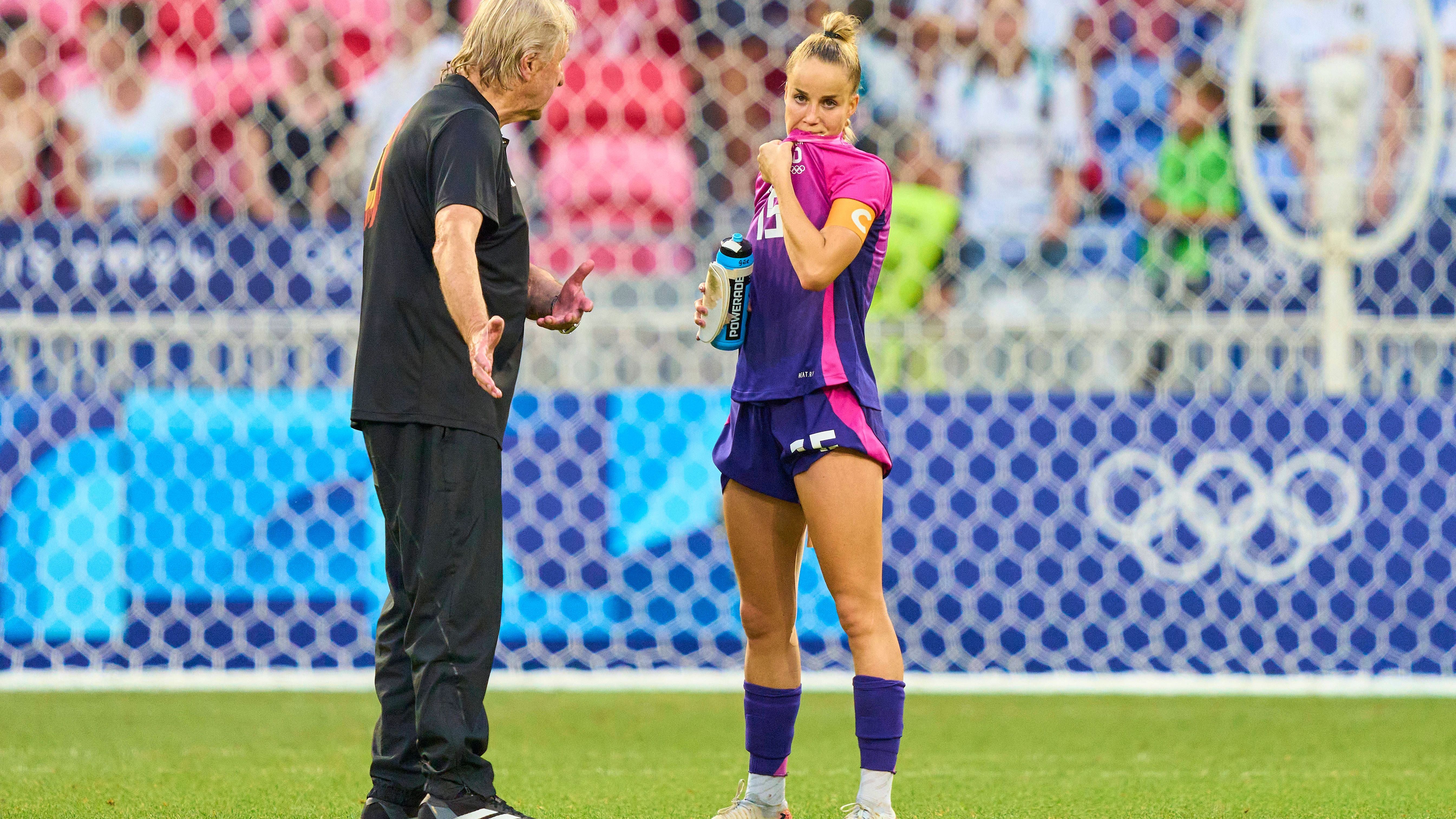 <strong>Olympia 2024: Die besten Bilder des elften Tages</strong><br>Tränen bei den DFB-Frauen. Durch ein Missverständnis fällt im Halbfinale gegen die USA das 0:1 in der Verlängerung.