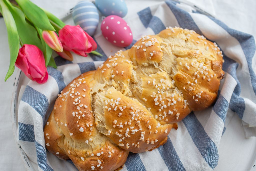 Hefezopf selbst backen: Das traditionelle Rezept für Ostern wie bei Oma