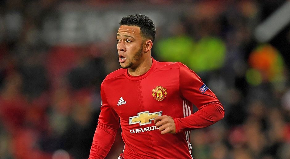 
                <strong>Memphis Depay</strong><br>
                Memphis Depay22 Jahre - AngreiferAlter Verein: Manchester UnitedNeuer Verein: Olympique LyonAblösesumme: 25 Millionen Euro 
              