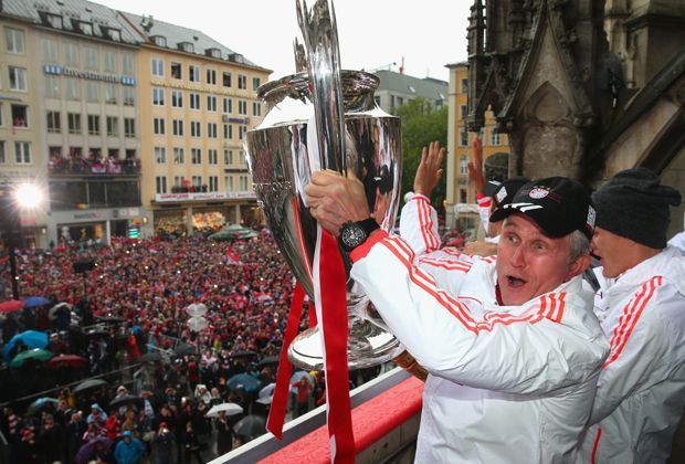 
                <strong>Knapp vorbei ist auch daneben</strong><br>
                In der Bundesliga schaffte es bislang noch kein Team, ungeschlagen durch die Saison zu kommen. Jupp Heynckes' Bayern schlitterten 2012/13 haarschaft an der perfekten Saison vorbei. Auch in Spanien und Frankreich wartete man bislang vergeblich auf einen Durchmarsch.
              