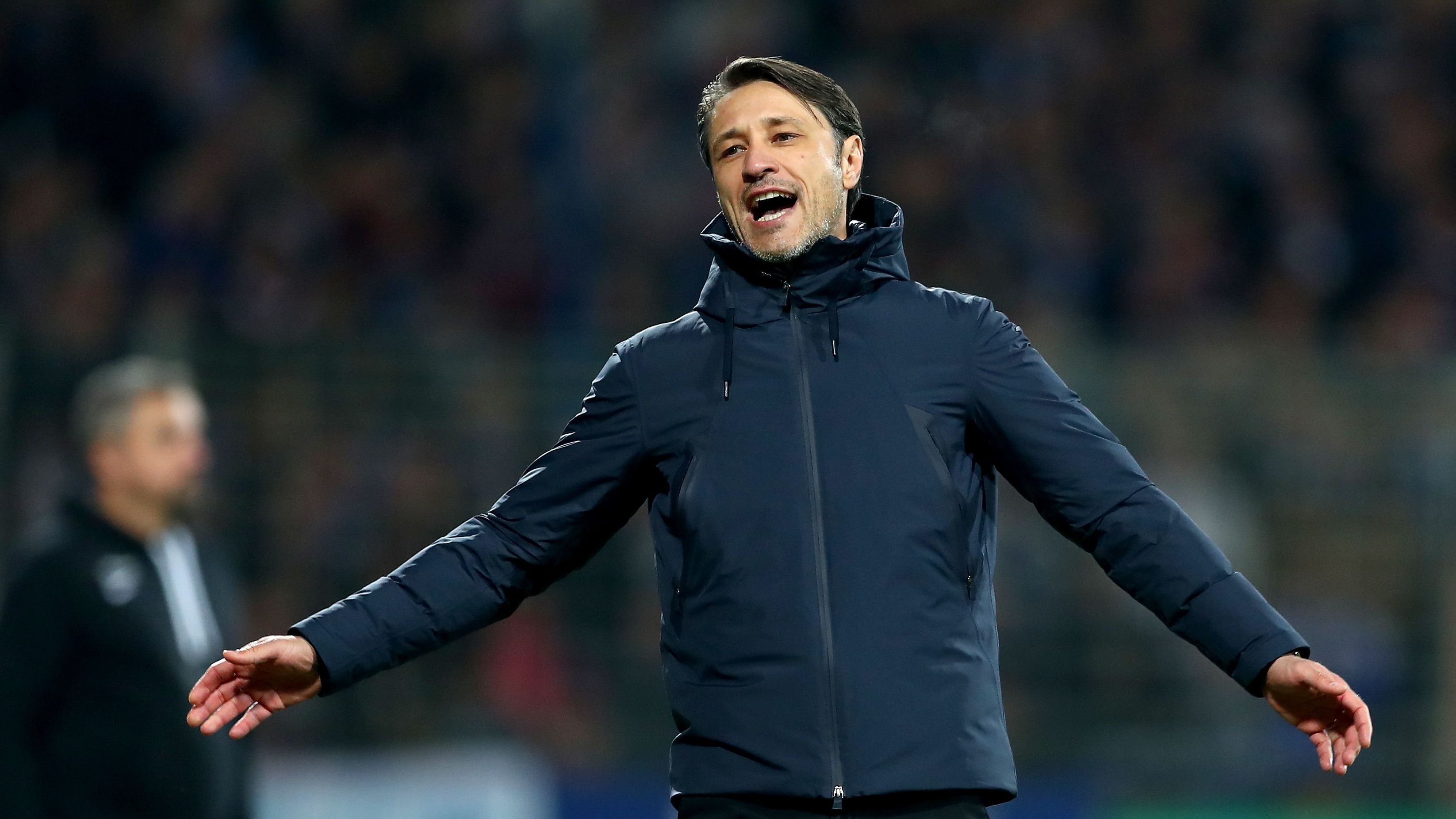 <strong>Niko Kovac 490 Tage (1.7.2018 - 3.11.2019)</strong><br>Mit Eintracht Frankfurt hatte Kovac die Bayern im Vorjahr im Pokalfinale demontiert, doch seine Zeit als FCB-Trainer sollte kurz geraten. Nach dem standesgemäßen Double im ersten Jahr, hielt er in der zweiten Saison nur wenige Wochen durch, ehe er von Co-Trainer Hansi Flick abgelöst wurde.&nbsp;