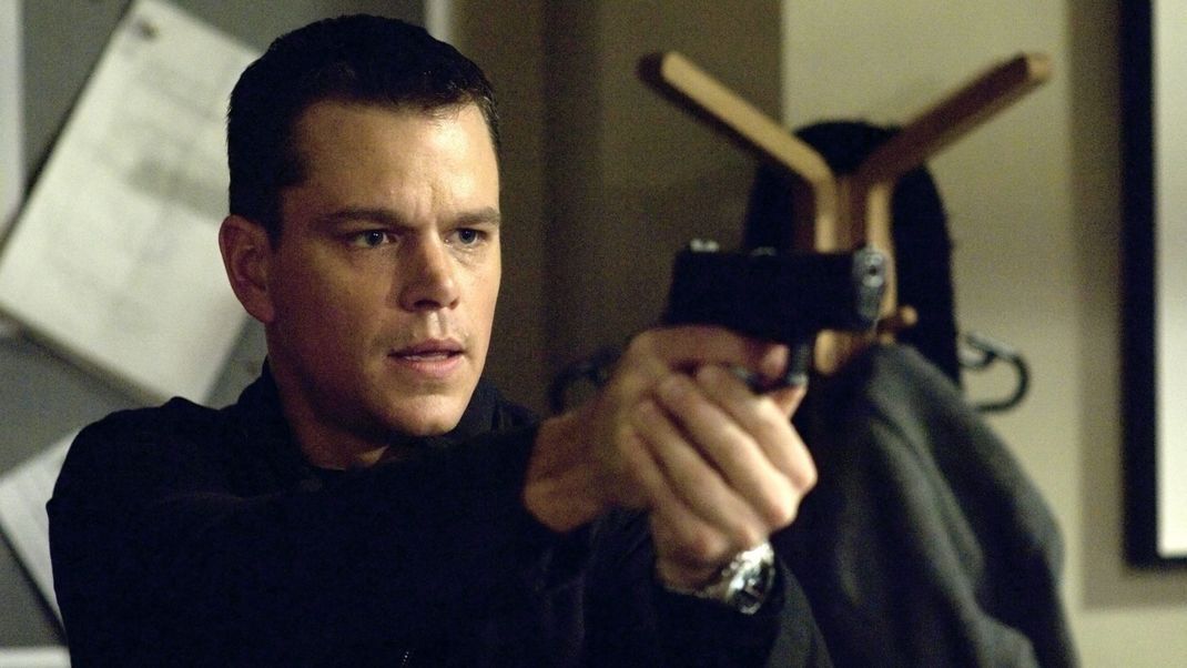 Jason Bourne (Matt Damon) muss auch im dritten Teil der Franchise zu den Waffen greifen, um der Wahrheit auf die Spur zu kommen.