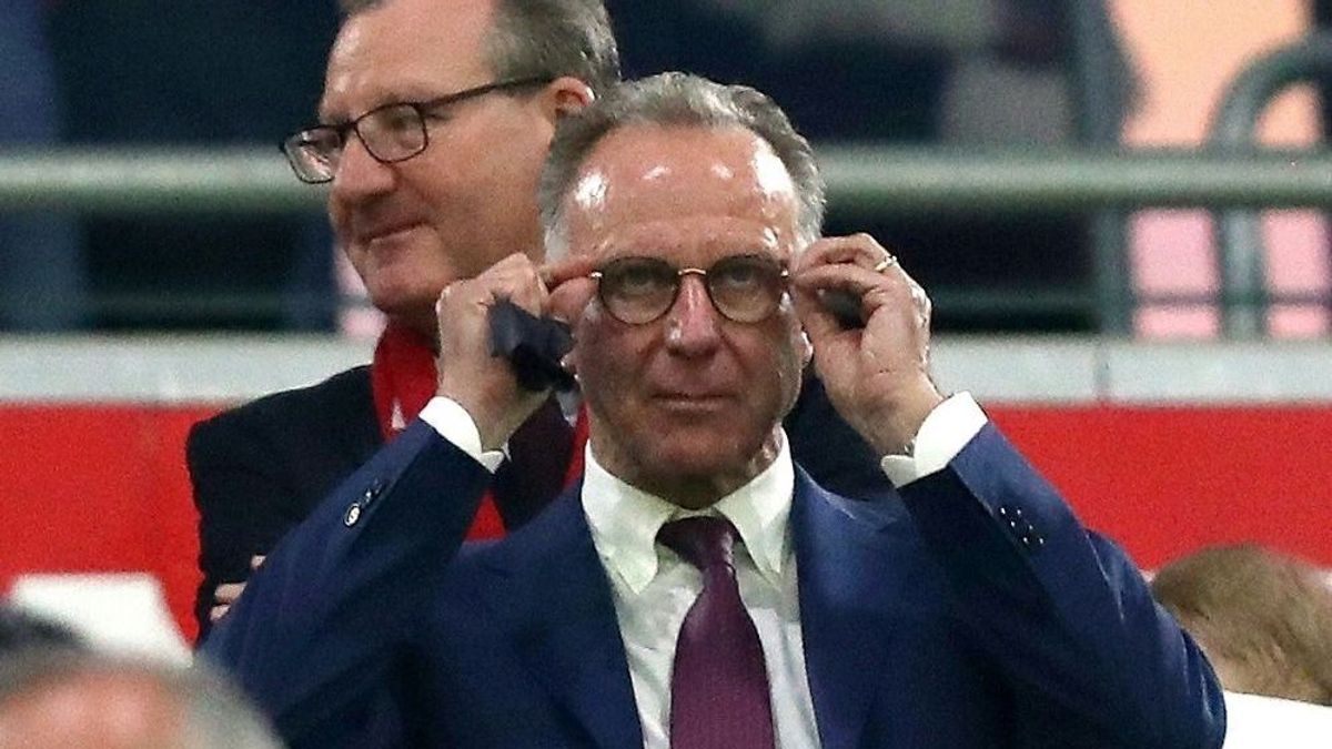 Bayern-Vorstandschef Karl-Heinz Rummenigge lobt das Team