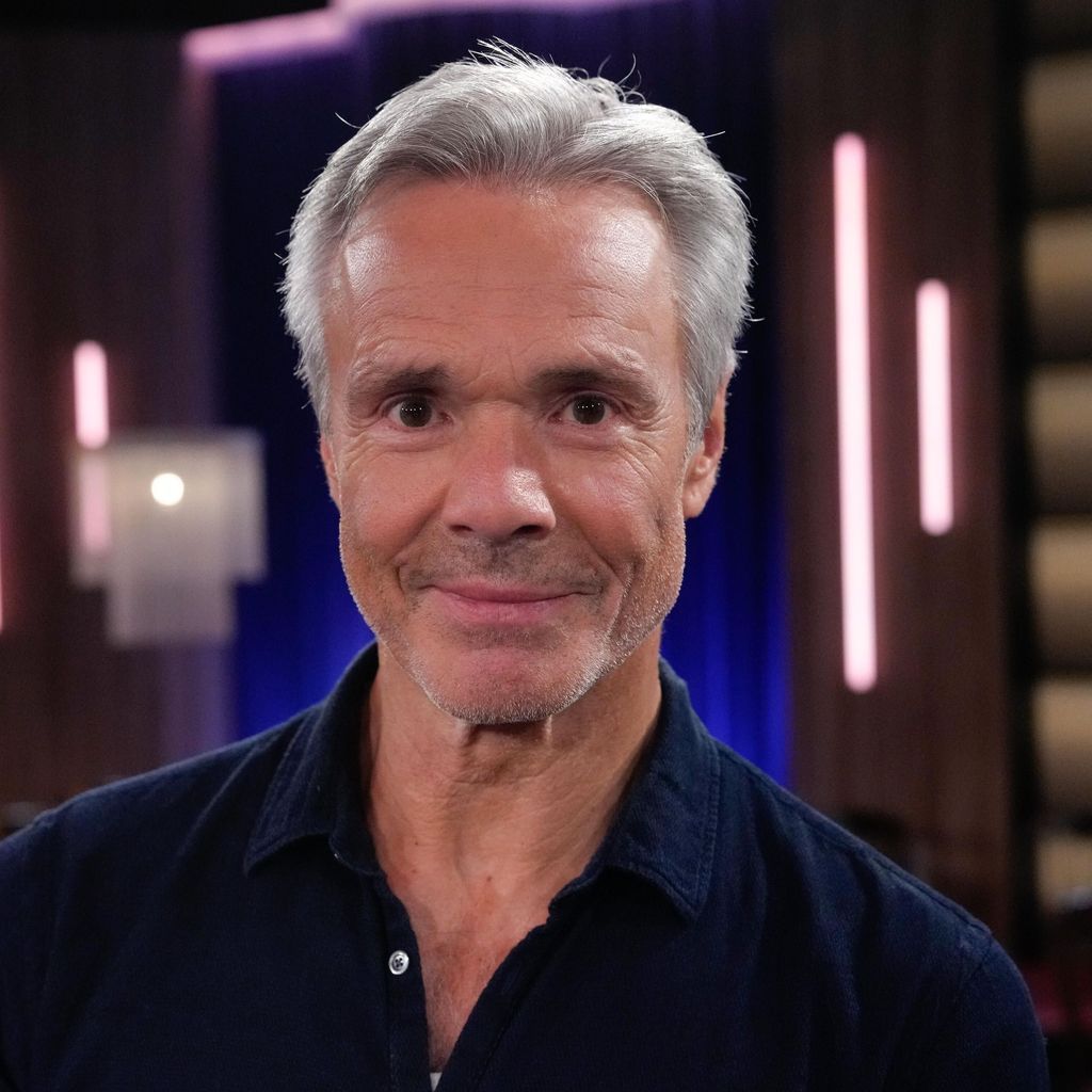 Hannes Jaenicke spricht über seine Liebe zu Stephanie Krogmann: "Beziehung ohne jegliches Drama"