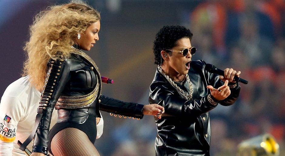 
                <strong>Beyonce und Bruno Mars</strong><br>
                
              