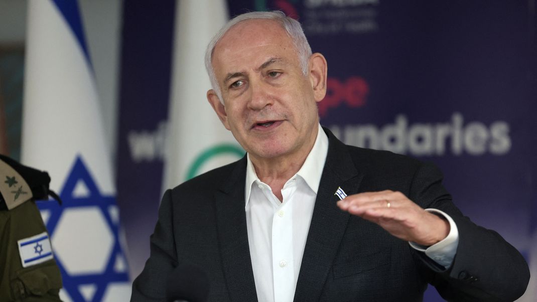 Benjamin Netanjahu zeigte sich gegenüber US-Außenminister Anthony Blinken gesprächsbereit für eine Waffenruhe im Gazastreifen.