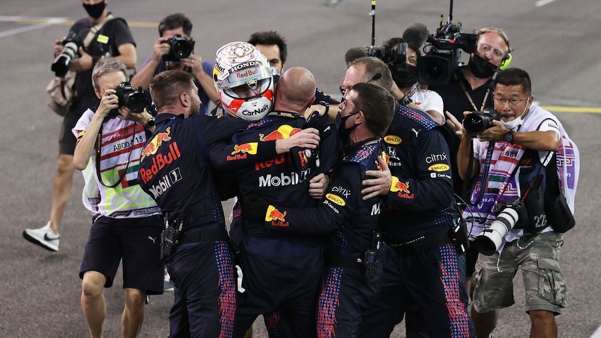 Formel 1: Max Verstappen Weltmeister - so lief das völlig irre Finale in Abu Dhabi
