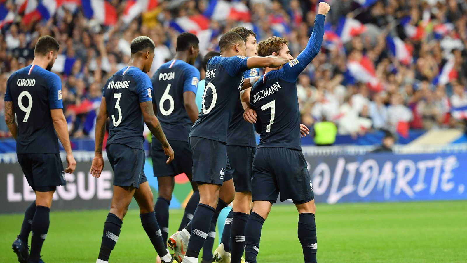 
                <strong>Gruppenköpfe der Gruppen E bis J (Topf 1)</strong><br>
                Frankreich (Bild), Belgien, Spanien, Italien, Kroatien, Polen
              
