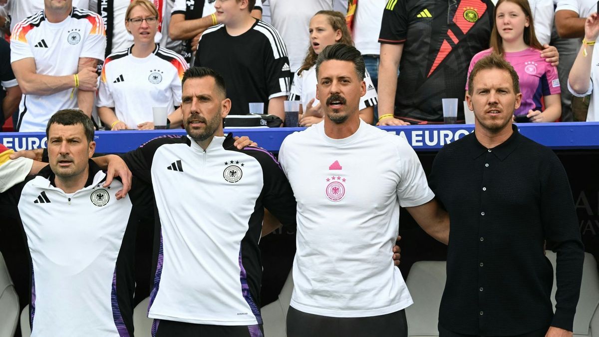 Julian Nagelsmann (r.) bei der EM 2024