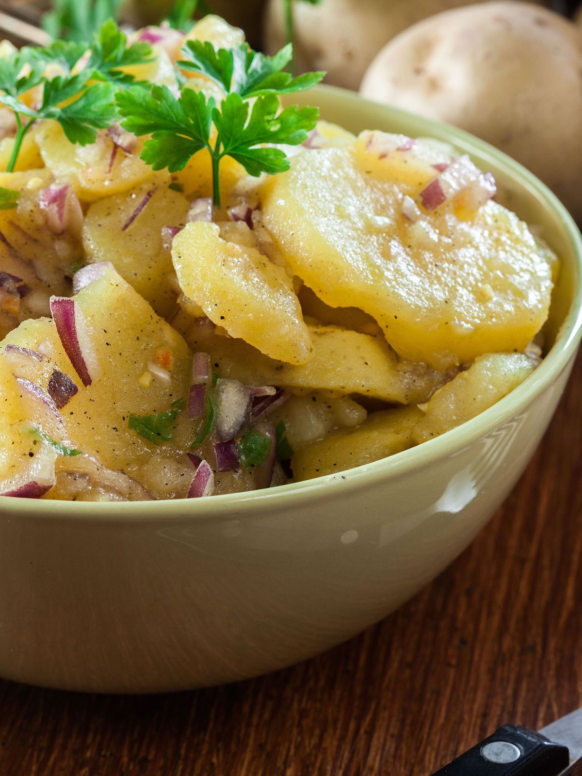 Kartoffelsalat gehört zu den traditionellsten Speisen der Deutschen